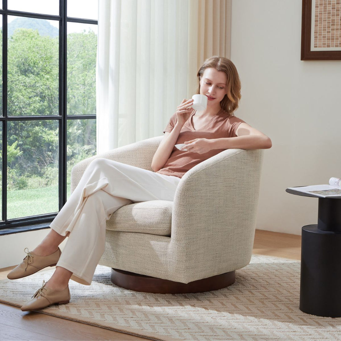 Wren Modern Swivel Accent Chair 