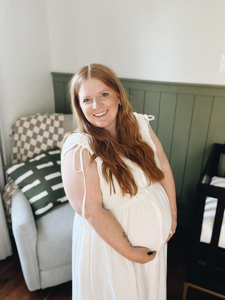 The Essential Guide to Choosing Nursery Recliners for Pregnant Women