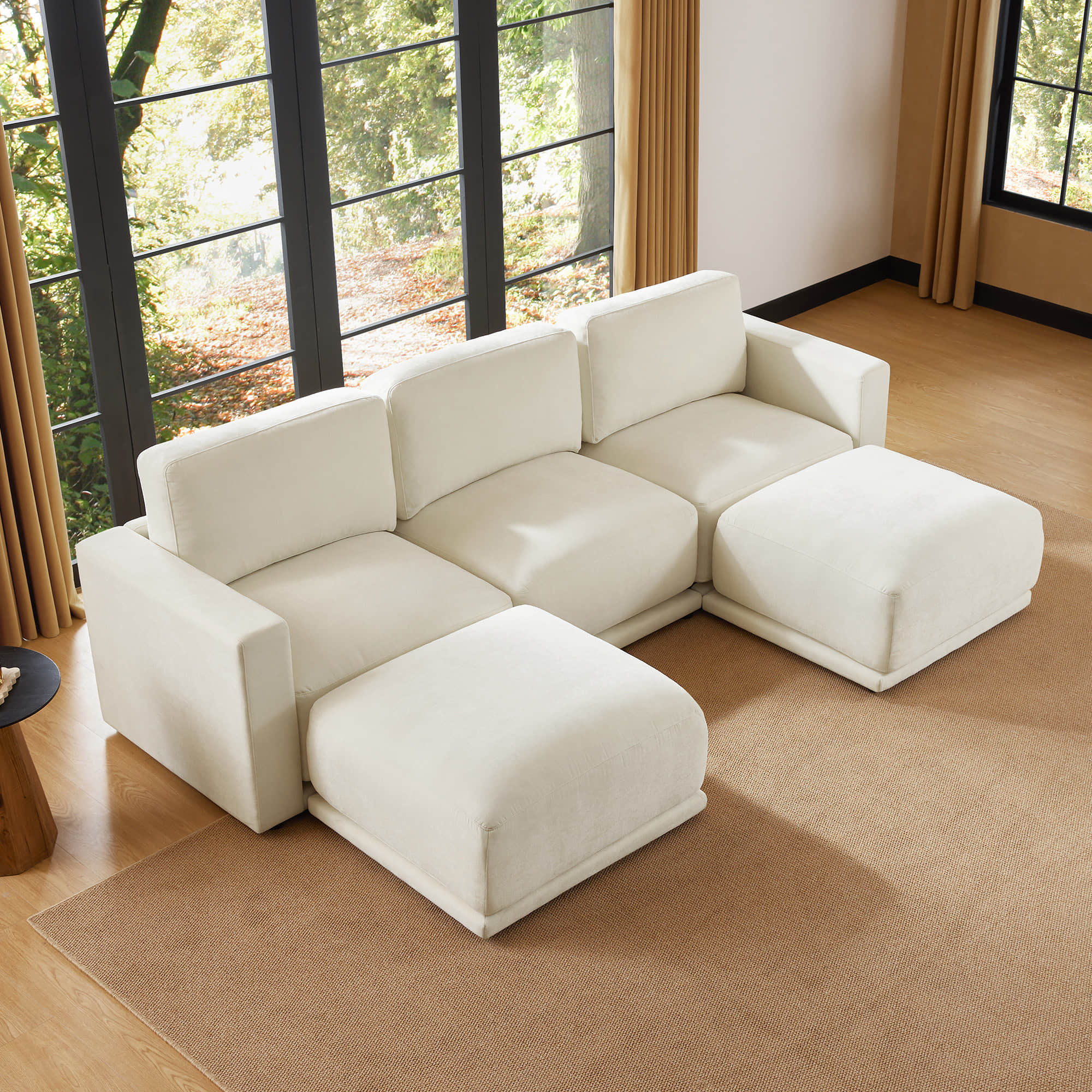 Chaise sectional with a flexible layout for any space