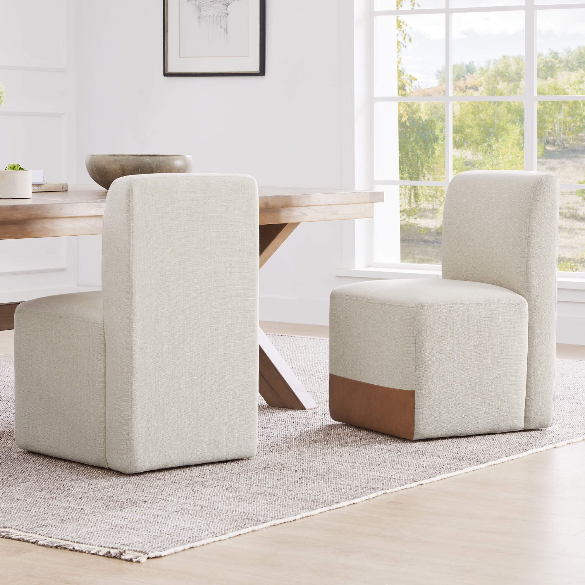 Dining chairs with online castors